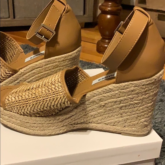 Steve Madden Lorant wedges - Picture 6 of 7